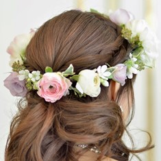結婚式や成人式、イベントのヘアパーツ、髪飾り|花かんむり、生花2